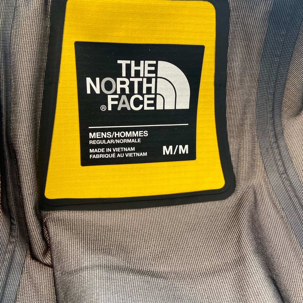 NEW 2021 GORE TEX summit series north face ski jacket never worn - Picture 9 of 9